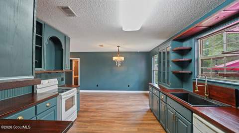130 Hollywood Avenue, Jesup GA - photo 13 of 29