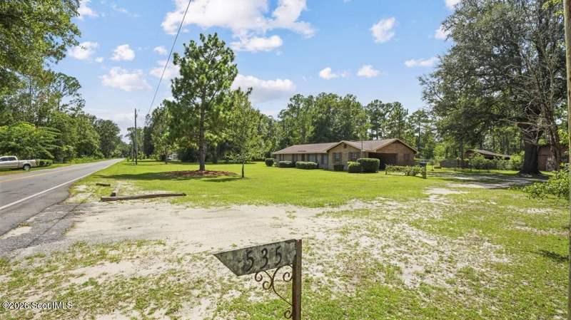 3 bedroom Single Family Residence at 535 Mimosa Street, No Recorded Subdivision, Jesup — photo 2