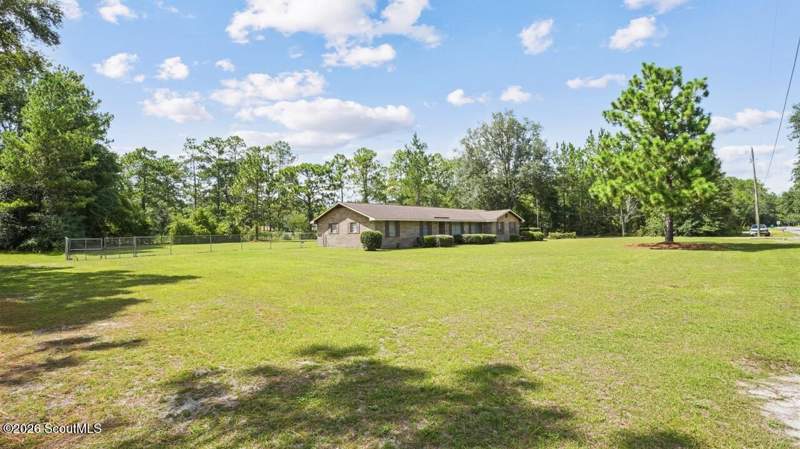 3 bedroom Single Family Residence at 535 Mimosa Street, No Recorded Subdivision, Jesup — photo 5