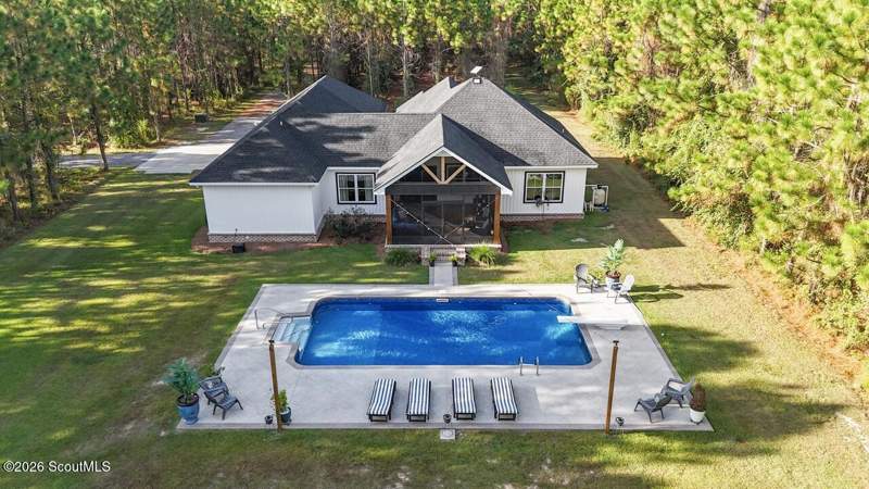 4 bedroom Single Family Residence at 321 Thomas Street, No Recorded Subdivision, Odum — photo 3