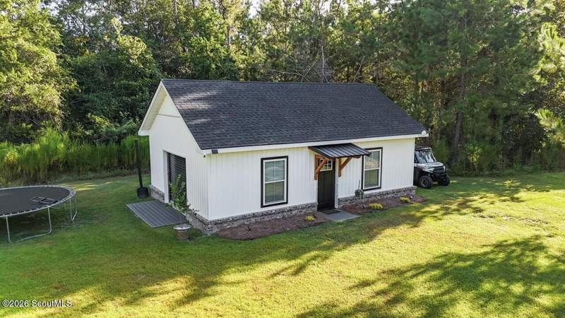 4 bedroom Single Family Residence at 321 Thomas Street, No Recorded Subdivision, Odum — photo 4
