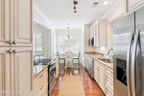 329 Lantern Walk, St. Simons Island GA - photo 11 of 38