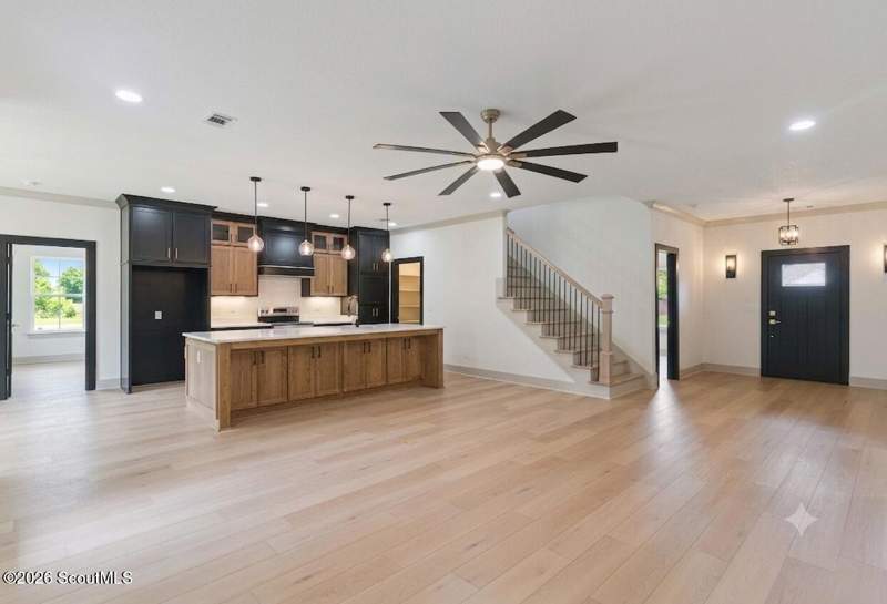 5 bedroom Single Family Residence at 584 Freedom Trail, Lexington Place, Brunswick — photo 4