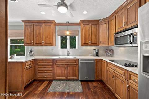 135 Colonial Drive, St. Simons Island GA - photo 9 of 59
