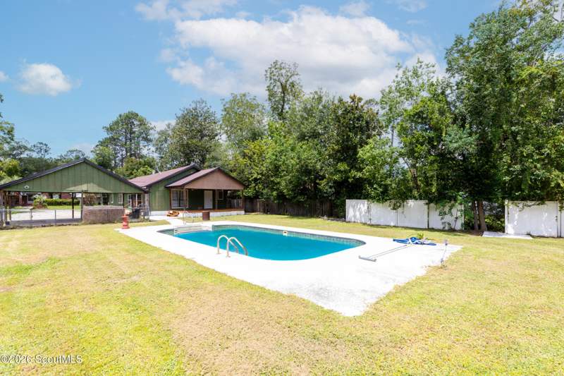 3 bedroom Single Family Residence at 1801 Creswell Street, No Recorded Subdivision, Waycross — photo 5