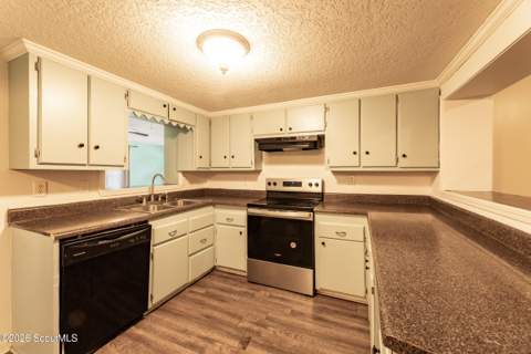 1801 Creswell Street, Waycross GA - photo 14 of 36
