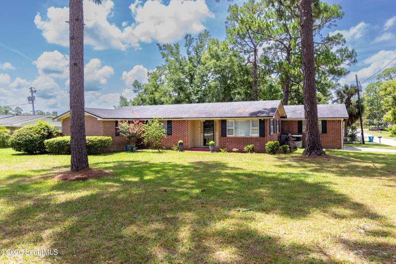 4 bedroom Single Family Residence at 107 Community Drive, No Recorded Subdivision, Waycross — photo 4