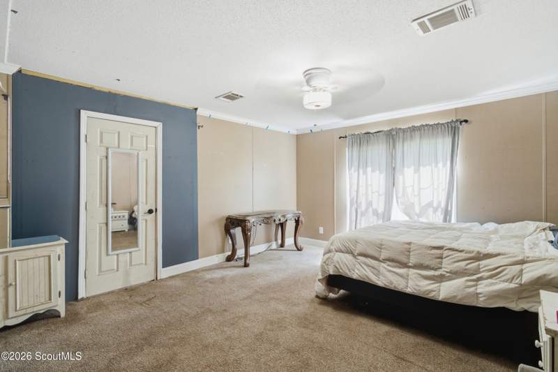 5 bedroom Manufactured Home at 1071 White Dr N, No Recorded Subdivision, Townsend — photo 5