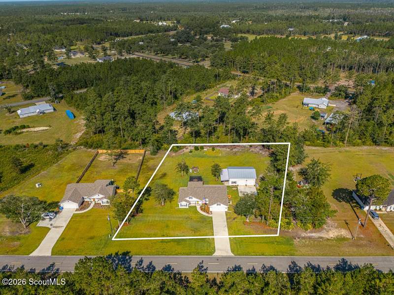 3 bedroom Single Family Residence at 1262 Post Road, The Retreat at Post Road, Hortense — photo 2