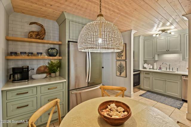 Island Townhouse Condos