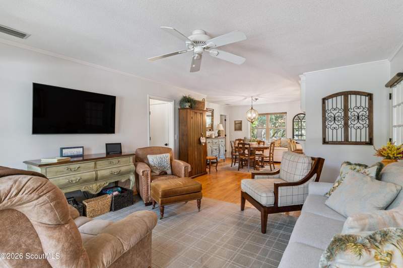 2 bedroom Condominium at 800 Mallery Street, Village Green Condos, St. Simons Island — photo 4