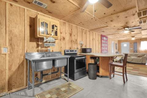 1403 NE Captains Cove Road, Townsend GA - photo 13 of 39
