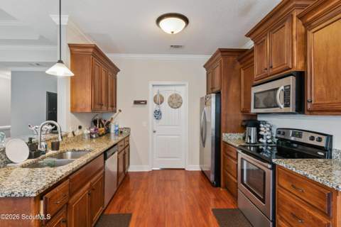207 Roswell Drive, Brunswick GA - photo 11 of 30