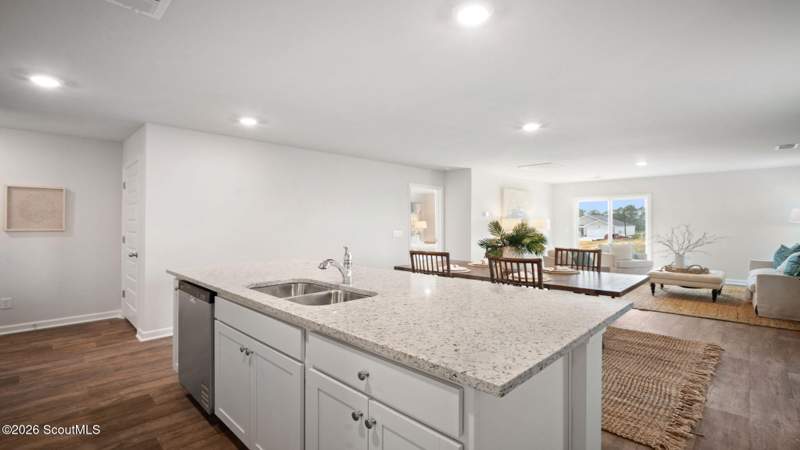 4 bedroom Single Family Residence at 1064 Lakes Boulevard, The Lakes at North Glynn, Brunswick — photo 3