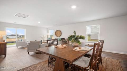 1064 Lakes Boulevard, Brunswick GA - photo 6 of 51
