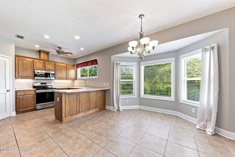 2 bedroom Duplex at 419 Eagle Boulevard, Laurel Island-Brookshire Ret, Kingsland — photo 5