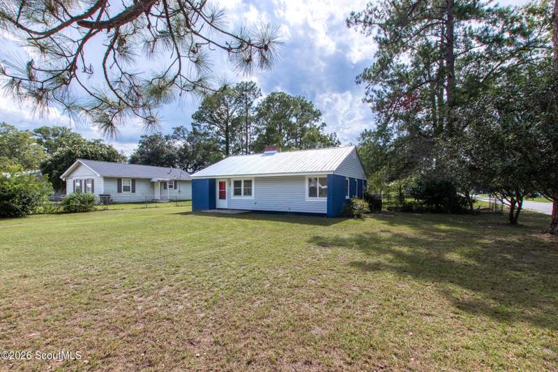 2 bedroom Single Family Residence at 613 N Crawford Street, No Recorded Subdivision, Waycross — photo 4