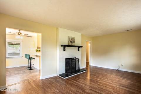 613 N Crawford Street, Waycross GA - photo 8 of 32