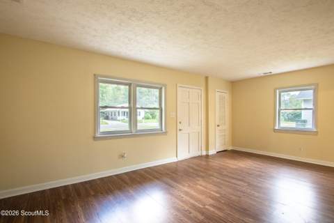 613 N Crawford Street, Waycross GA - photo 10 of 32