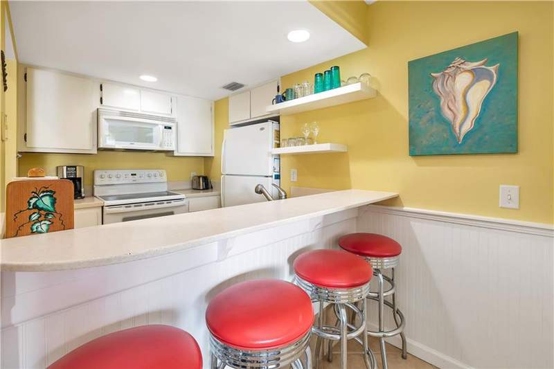 2 bedroom Condominium at 1524 Wood Avenue, Shipwatch Condos, St. Simons Island — photo 5