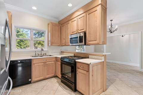 318 Ratcliffe Road, Brunswick GA - photo 8 of 29