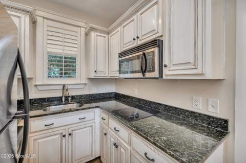 1015 Beachview Drive, St. Simons Island GA - photo 6 of 19