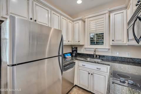 1015 Beachview Drive, St. Simons Island GA - photo 7 of 19