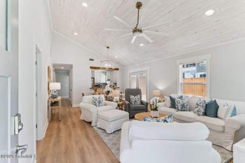644 Cummings Lane, St. Simons Island GA - photo 14 of 45