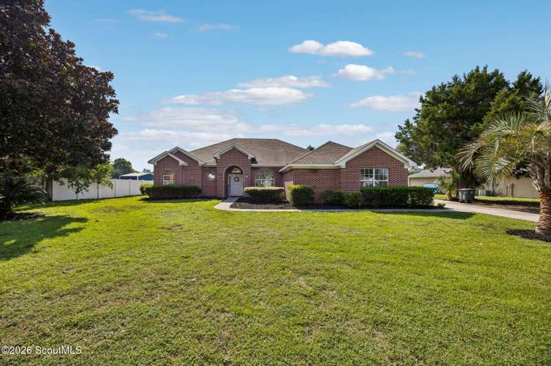 4 bedroom Single Family Residence at 117 Lake Manor Drive, Lake Manor, Kingsland — photo 1