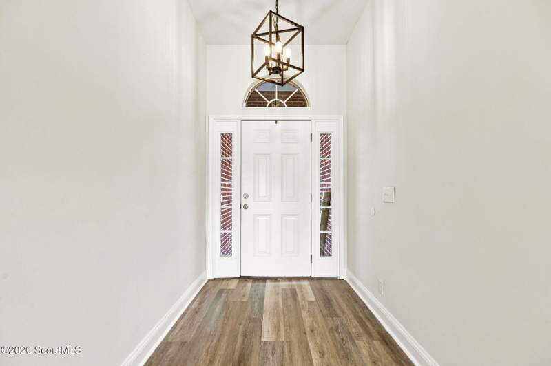 4 bedroom Single Family Residence at 117 Lake Manor Drive, Lake Manor, Kingsland — photo 5