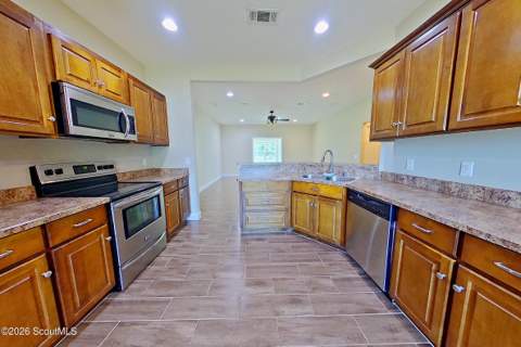 3477 Moore Street, Blackshear GA - photo 13 of 44