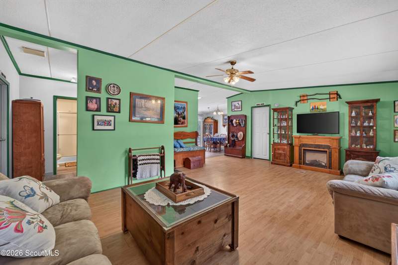 3 bedroom Mobile Home at 934 Whisper Ridge Loop, No Recorded Subdivision, Waynesville — photo 4