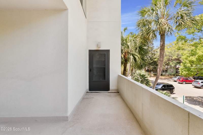 3 bedroom Condominium at 540 Oglethorpe Avenue, Village Plaza Condos, St. Simons Island — photo 2