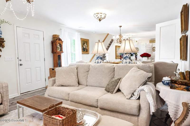 4 bedroom Single Family Residence at 138 Mohr Club Drive, Cathead Landing, Darien — photo 4