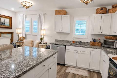 138 Mohr Club Drive, Darien GA - photo 10 of 25