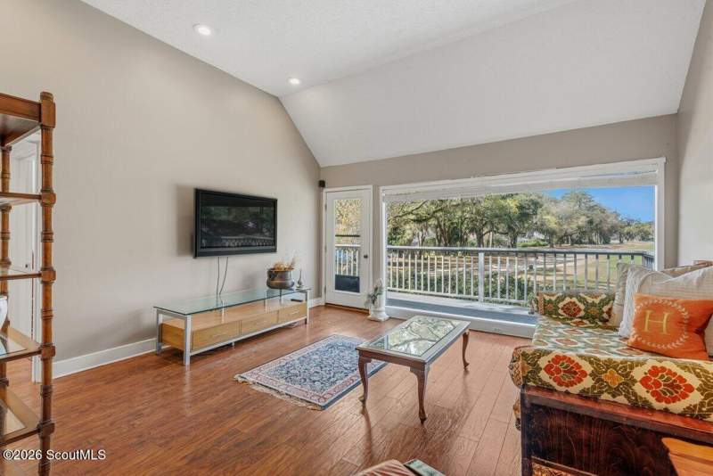 2 bedroom Condominium at 658 N Golf Villa Road, North Golf Villas Condos, St. Simons Island — photo 5