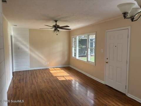 2303 Spurgeon Street, Waycross GA - photo 6 of 10