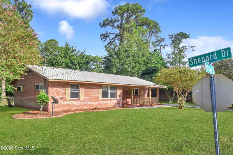 3 bedroom Single Family Residence at 664 Mitscher Drive, Wavely Pines, Brunswick — photo 2