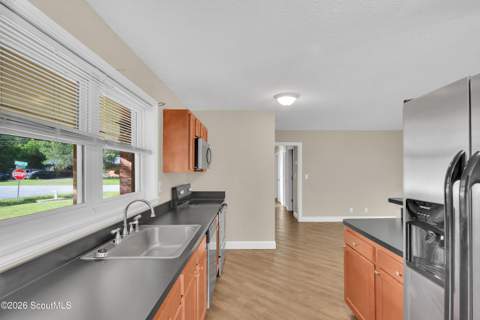 664 Mitscher Drive, Brunswick GA - photo 14 of 29