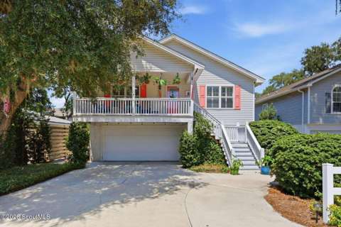 1007 Mallery Street, luxury home for sale in St. Simons Island