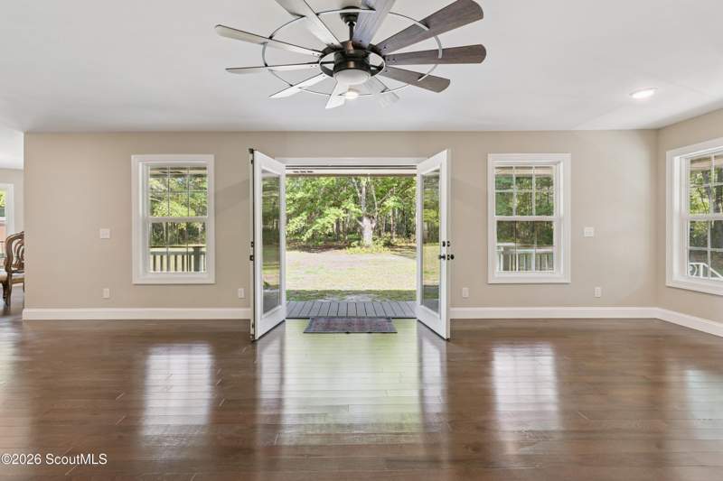 3 bedroom Single Family Residence at 999 Hope Road, No Recorded Subdivision, Waynesville — photo 2