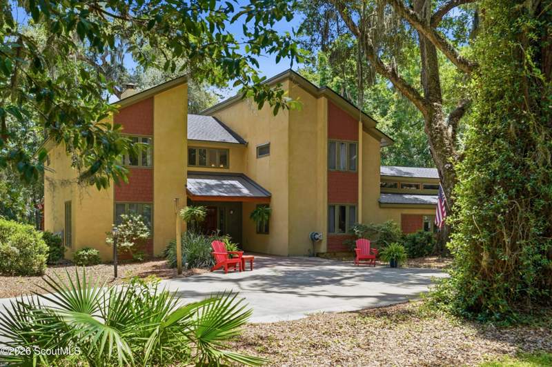 4 bedroom Single Family Residence at 188 Saint Clair Drive, St Clair Estates, St. Simons Island — photo 2