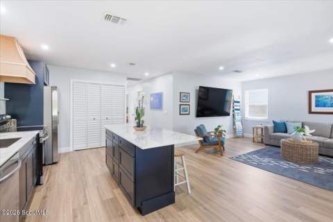 411 Cedar Street, St. Simons Island GA - photo 10 of 42