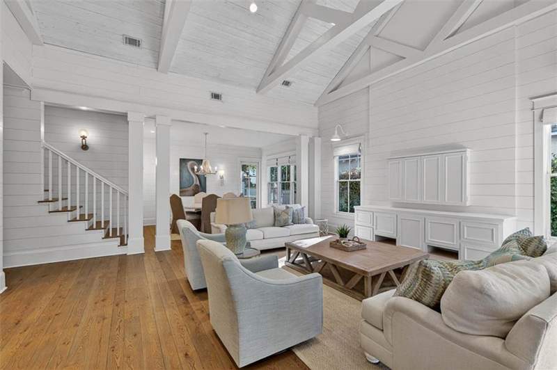 4 bedroom Single Family Residence at 1030 Village Oaks Lane, Village Oaks, St. Simons Island — photo 5