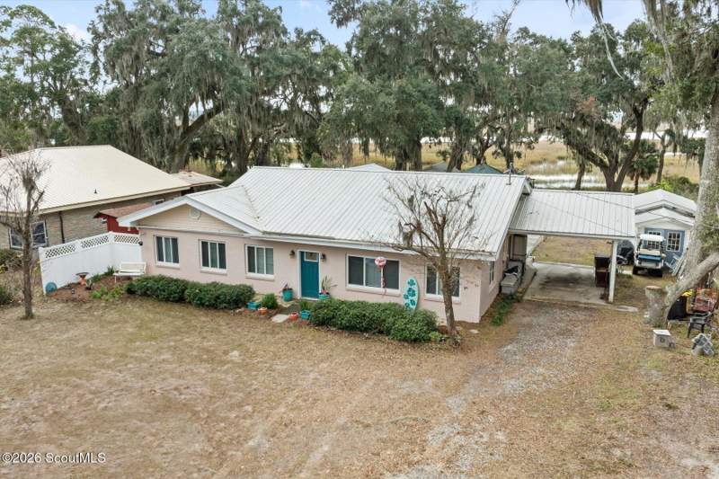 3 bedroom Single Family Residence at 1214 Shell Point Road, Shellpoint, Townsend — photo 2