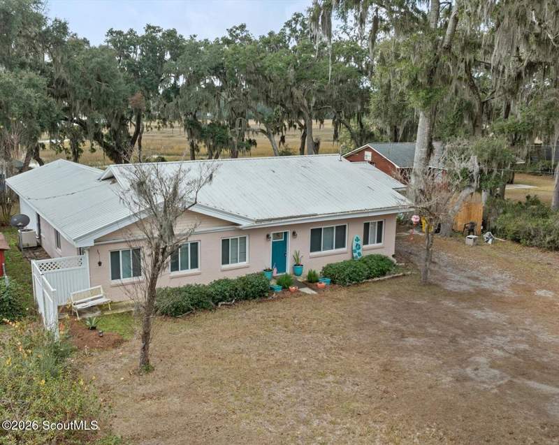 3 bedroom Single Family Residence at 1214 Shell Point Road, Shellpoint, Townsend — photo 3