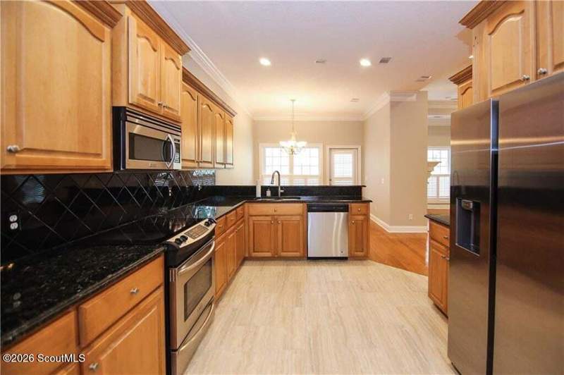 3 bedroom Single Family Residence at 130 Montrose, Hampton Plantation, St. Simons Island — photo 4