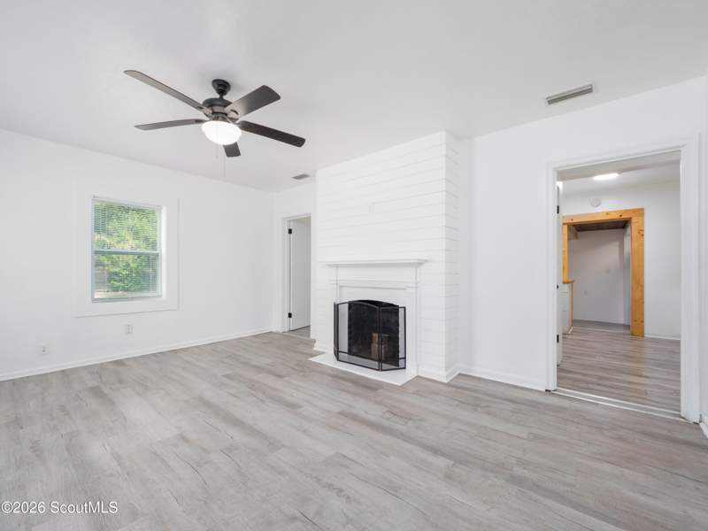 3 bedroom Single Family Residence at 1690 Townsend Street, Brunswick Villa, Brunswick — photo 4