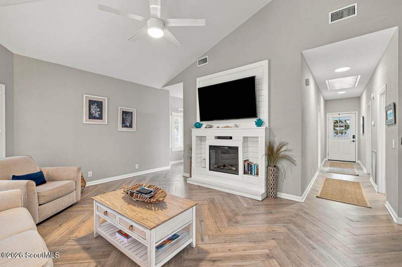 3 bedroom Single Family Residence at 222 Circle Drive, St. Simons Heights, St. Simons Island — photo 2