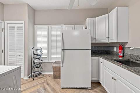 222 Circle Drive, St. Simons Island GA - photo 15 of 38
